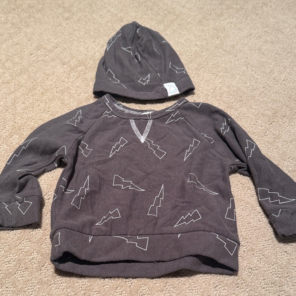 Kids Lightning Pattern Gray Sweatshirt and Hat Set